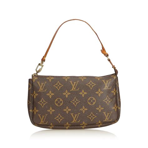 prix sac pochette louis vuitton|Louis Vuitton monogram pochette bag.